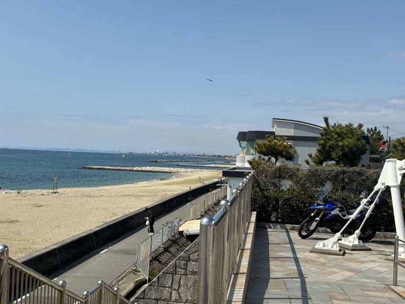 ビーチとバイク