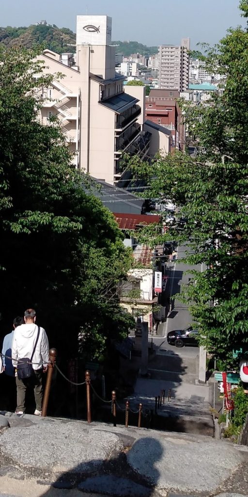 伊佐爾波神社参道